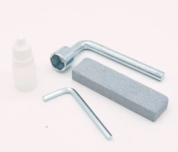 elektricheskii-sekator-no-brand-24-v-2-akkumuliatora-cherno-goluboi-2104619130