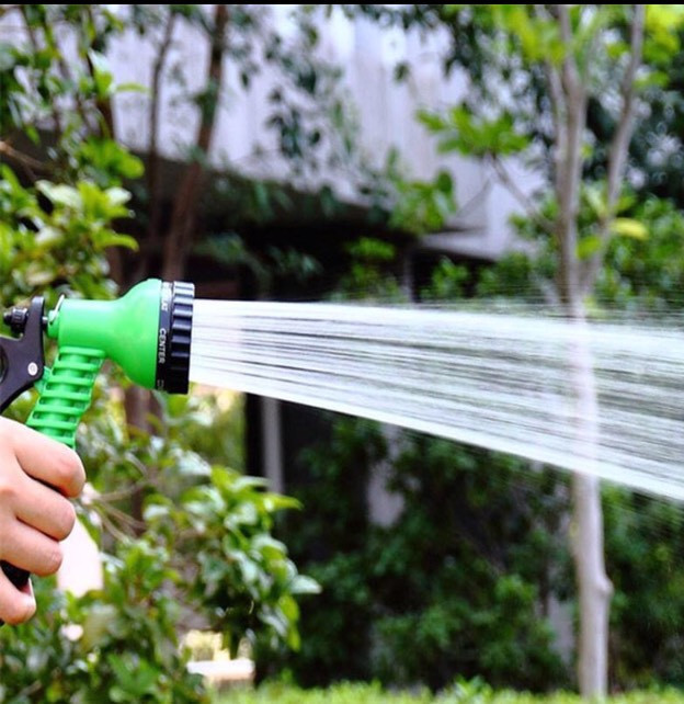 shlang-dlia-polivu-magic-hose-v-hose-pro-60m-200ft-zelenii