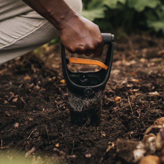 seialka-fiskars-solid-1057079
